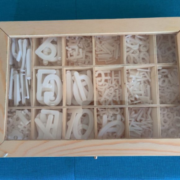 Little Hippo Letters Box - Picture 2 of 5